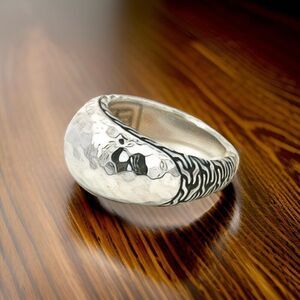 John Hardy Estate Hammered Dome Ladies Ring Size 6.5 Sterling Silver Estate JH10